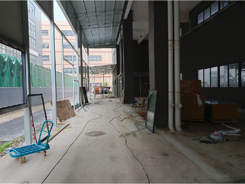 廣東嘉騰機器人加建鋼結(jié)構(gòu)倉庫