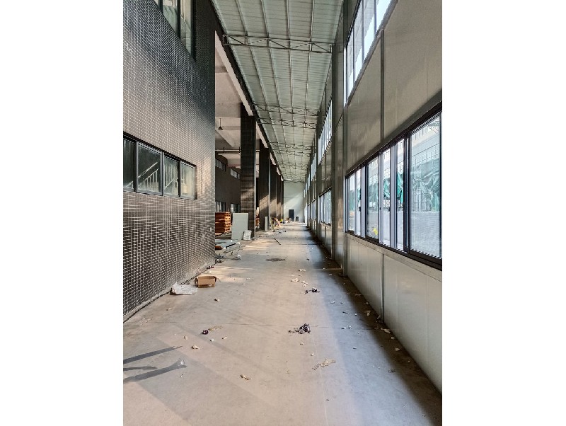 廣東嘉騰機器人加建鋼結(jié)構(gòu)倉庫